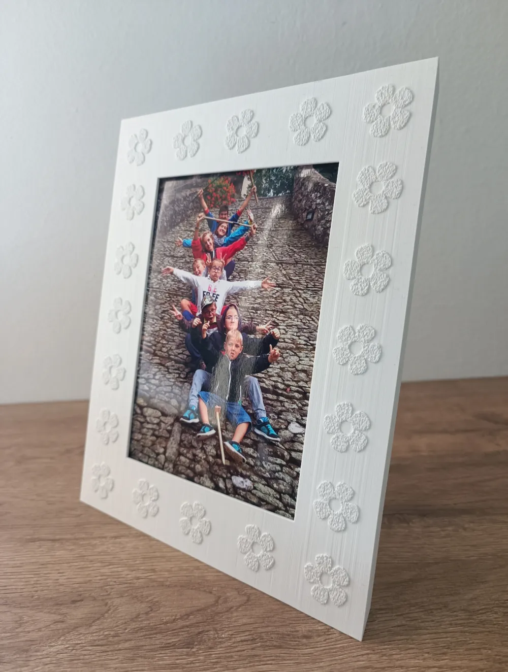 Çiçek Desenli Çerçeve